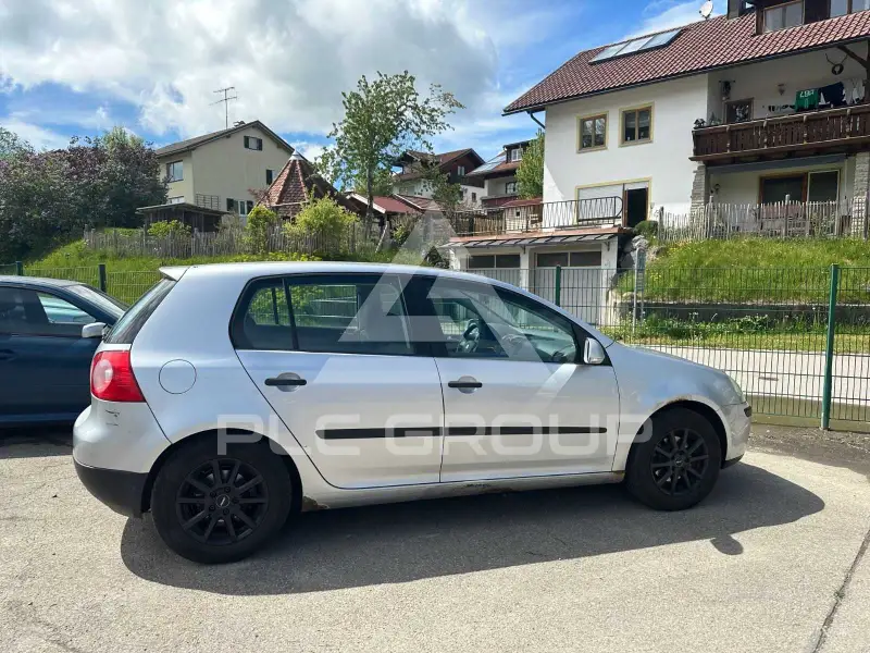 2004 Volkswagen GOLF