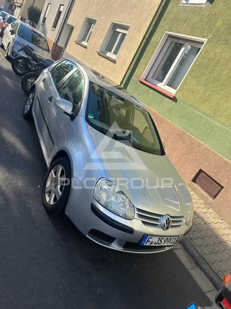 2004 Volkswagen GOLF