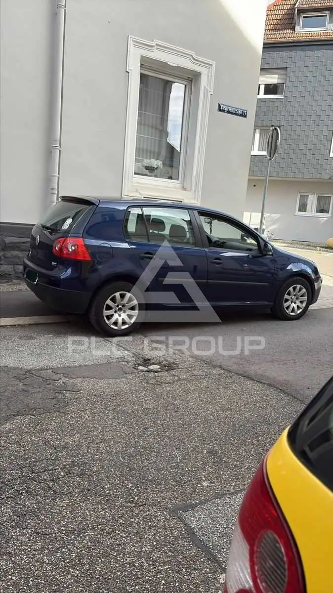 2004 Volkswagen GOLF