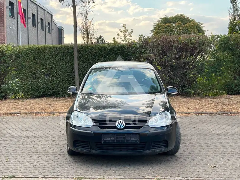 2004 Volkswagen GOLF