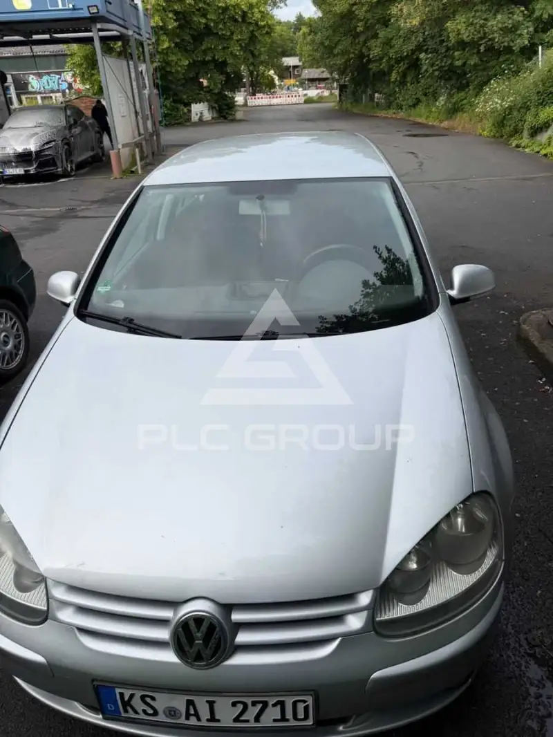 2004 Volkswagen GOLF