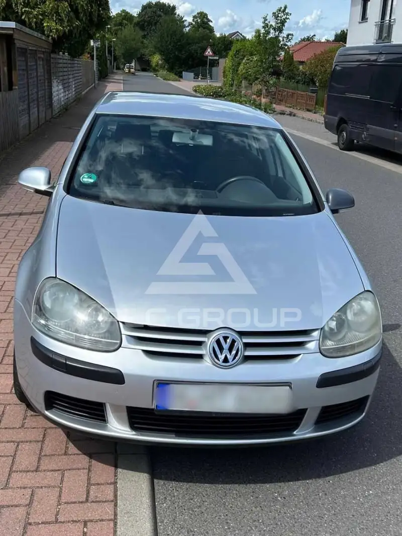 2004 Volkswagen GOLF