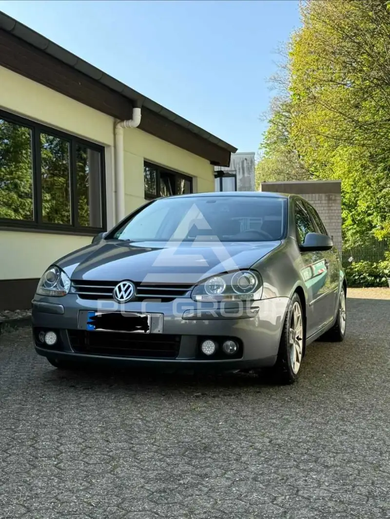 2004 Volkswagen GOLF