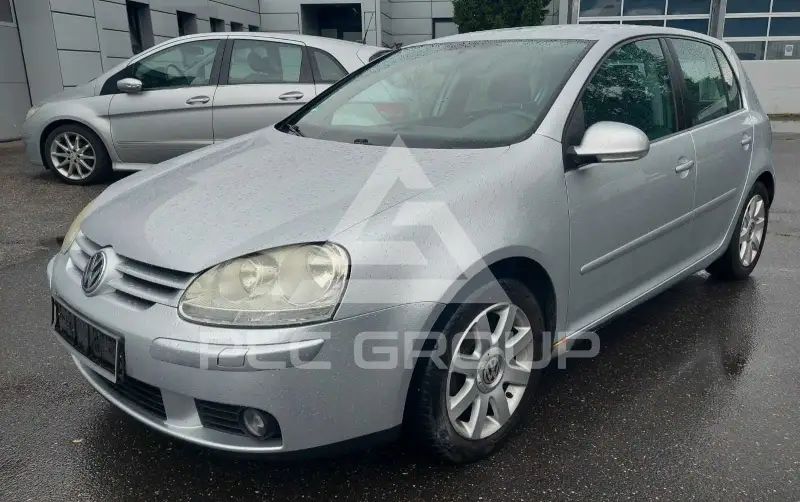 2004 Volkswagen GOLF