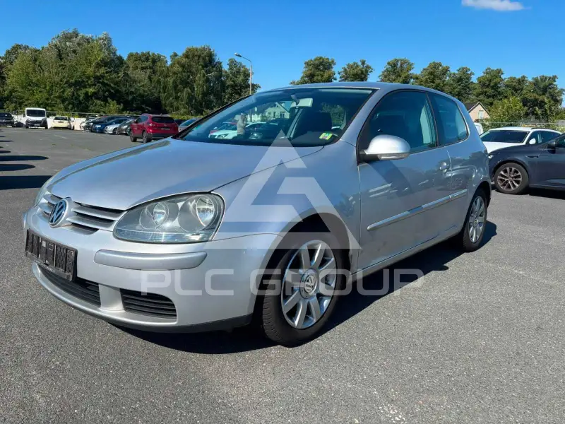 2004 Volkswagen GOLF
