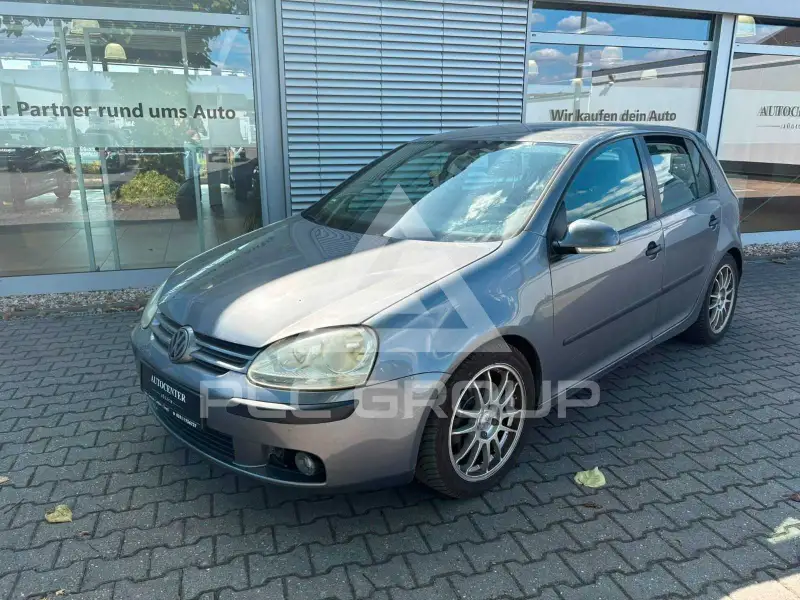 2004 Volkswagen GOLF