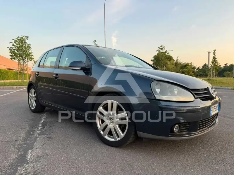 2004 Volkswagen GOLF