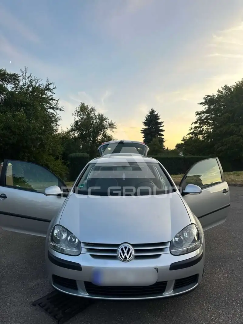 2004 Volkswagen GOLF