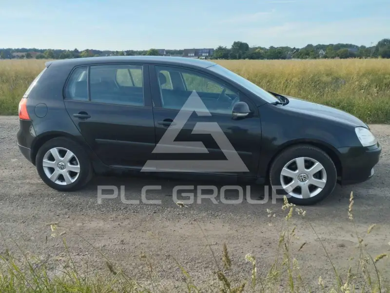 2004 Volkswagen GOLF