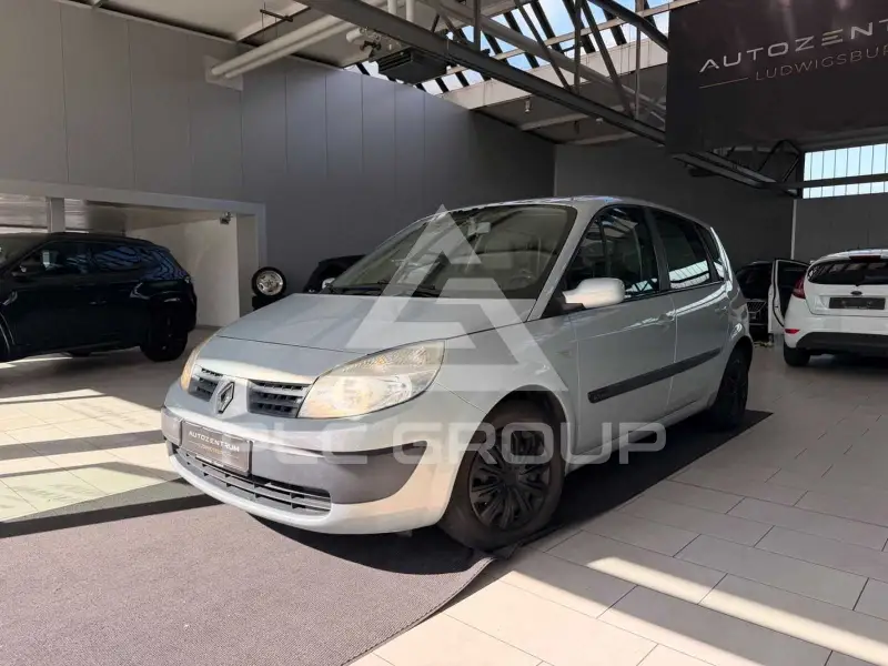 2004 Renault Scenic