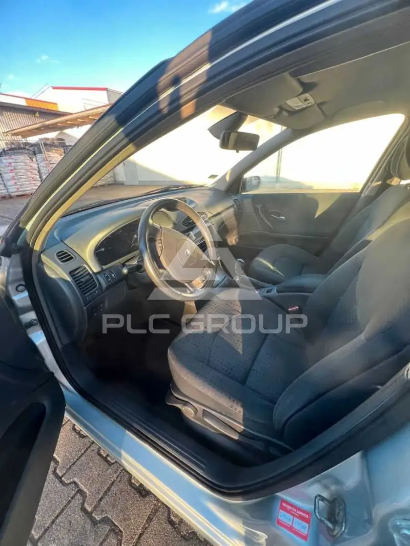 2004 Renault Laguna