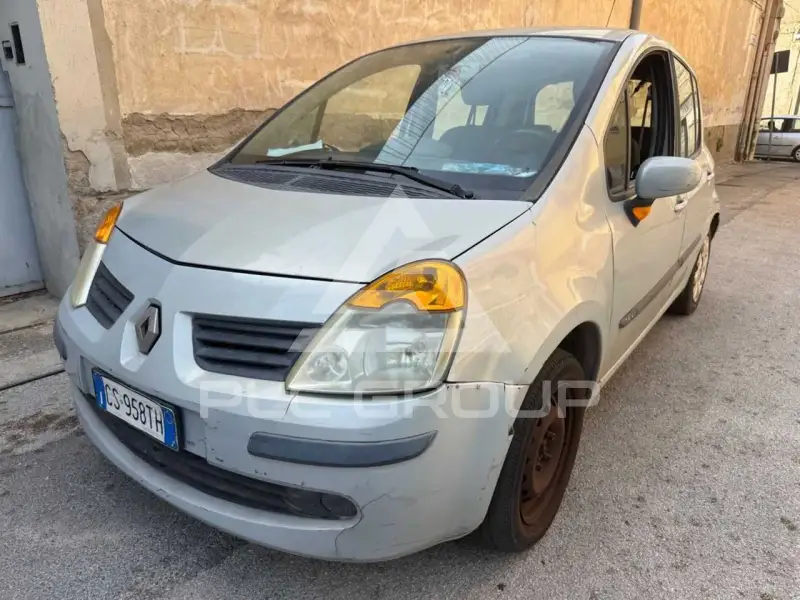 2004 Renault Modus