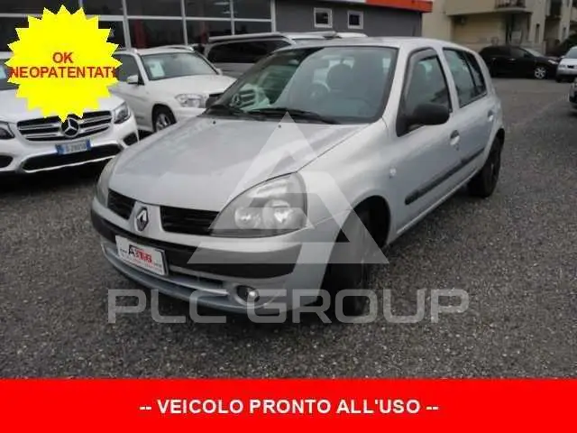 2004 Renault Clio