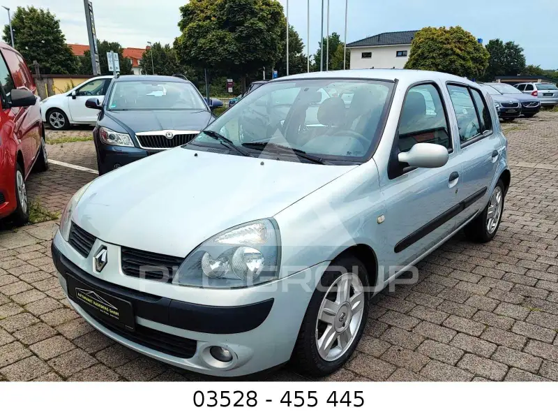 2004 Renault Clio