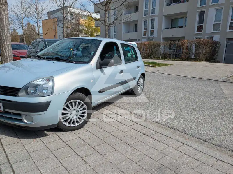 2004 Renault Clio