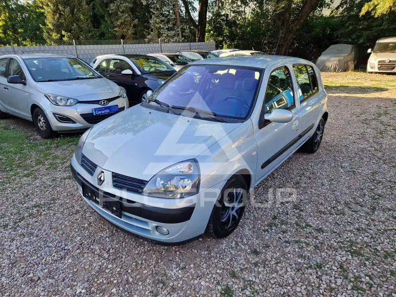 2004 Renault Clio