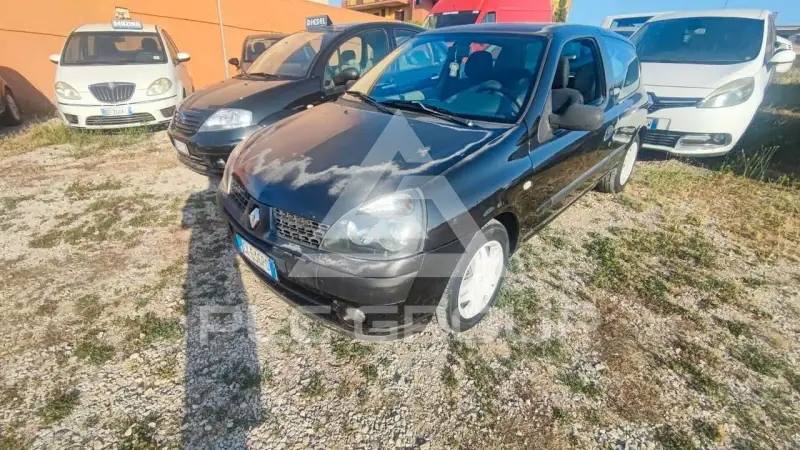 2004 Renault Clio