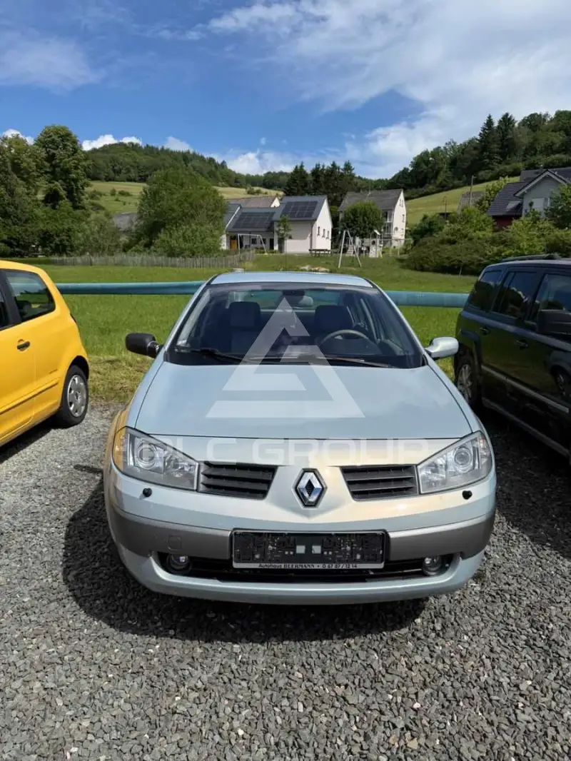2004 Renault Megane