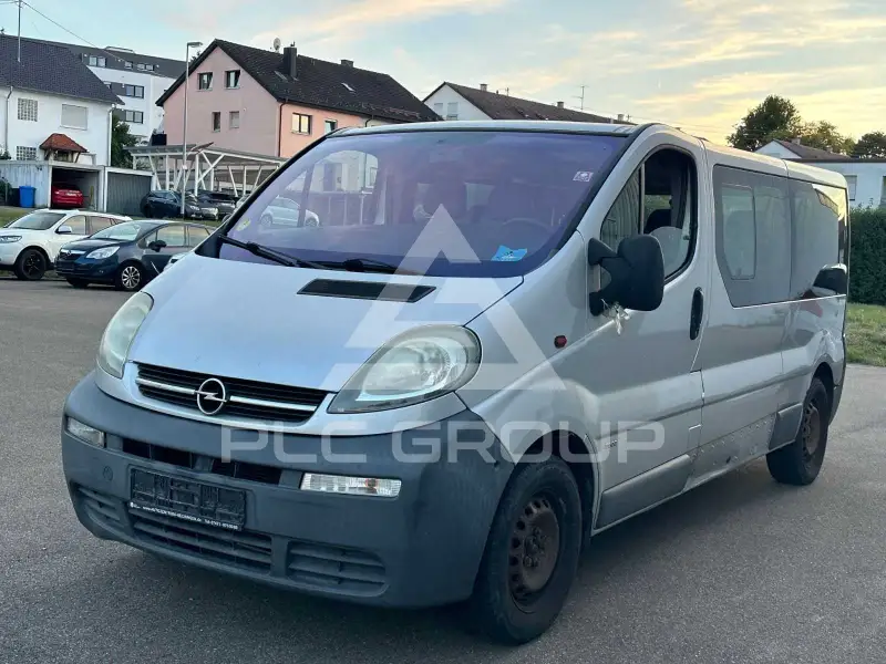 2004 Opel Vivaro