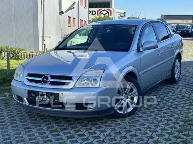 2004 Opel Vectra