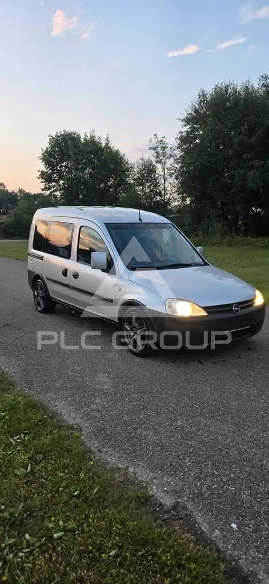 2004 Opel Combo