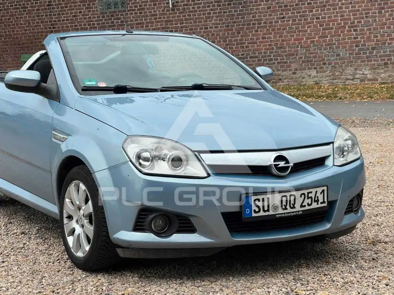 2004 Opel Tigra