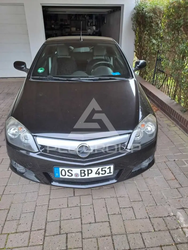 2004 Opel Tigra