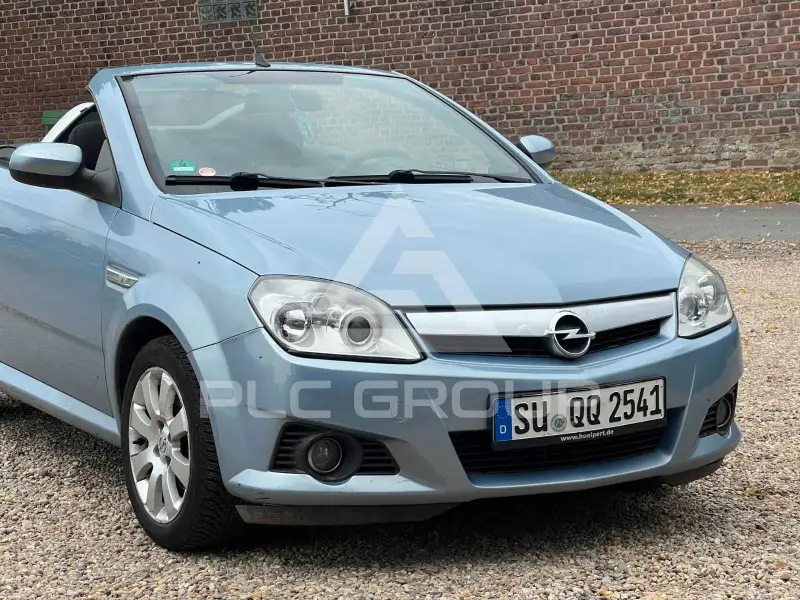 2004 Opel Tigra