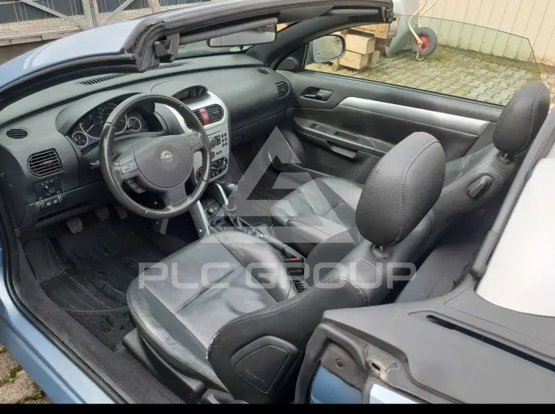 2004 Opel Tigra
