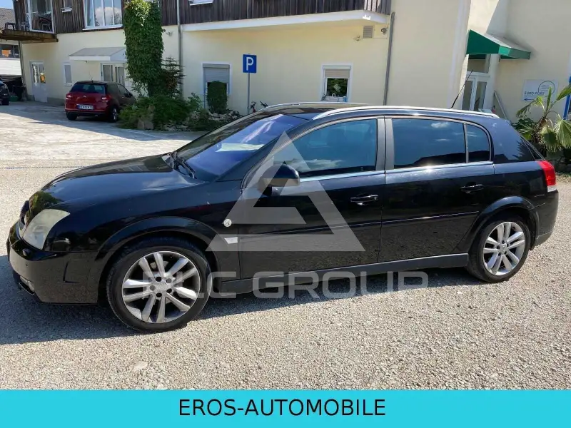 2004 Opel Signum