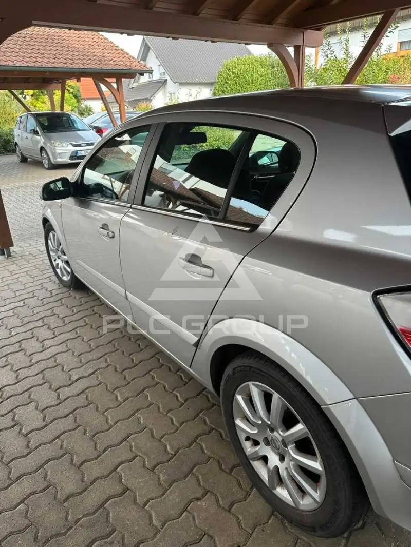 2004 Opel Astra