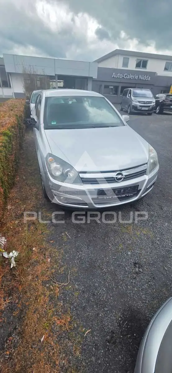 2004 Opel Astra