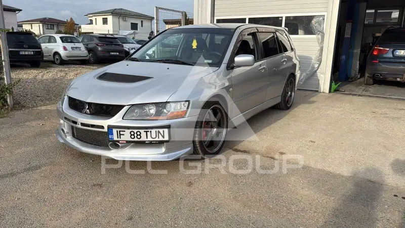 2005 Mitsubishi Unknown