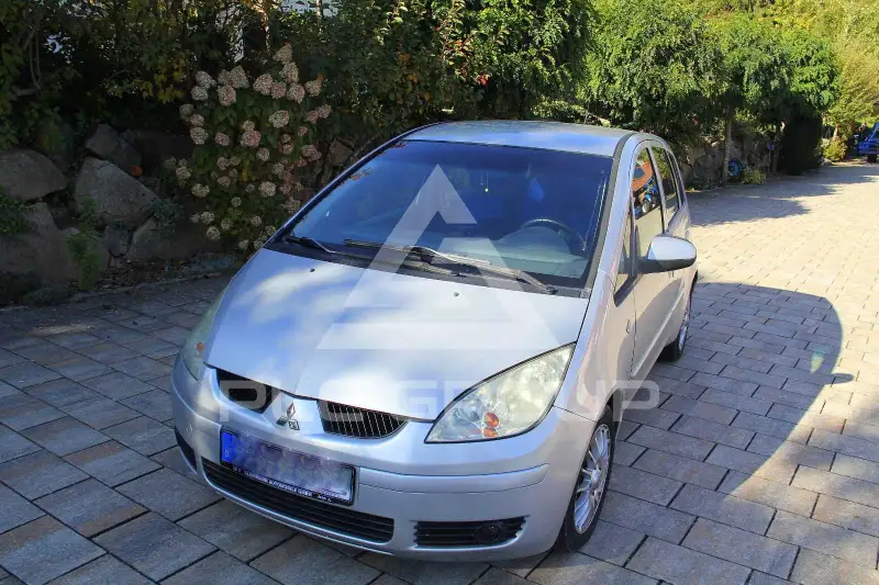 2005 Mitsubishi Colt