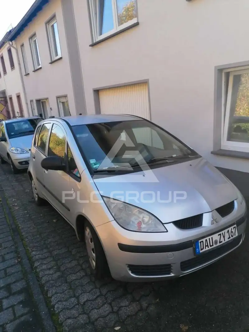 2005 Mitsubishi Colt