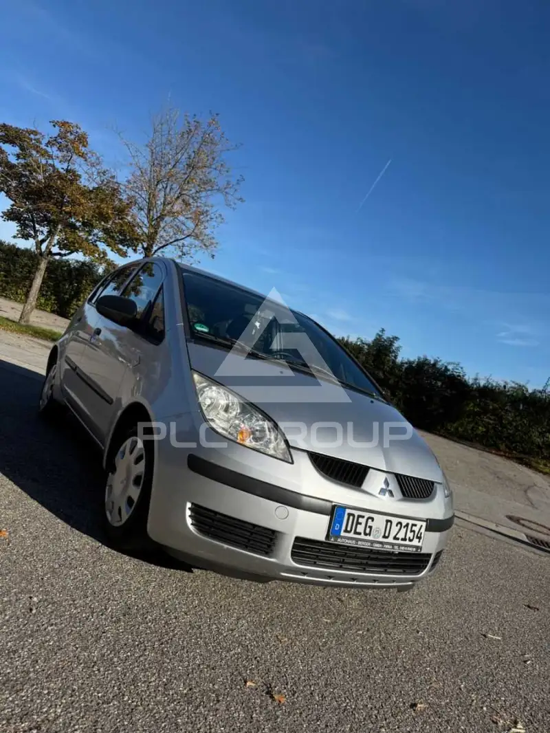 2005 Mitsubishi Colt