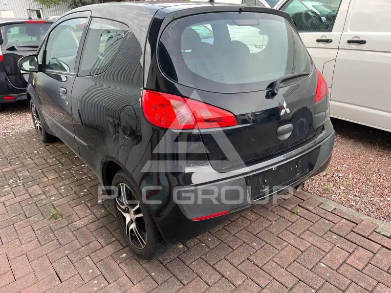 2005 Mitsubishi Colt