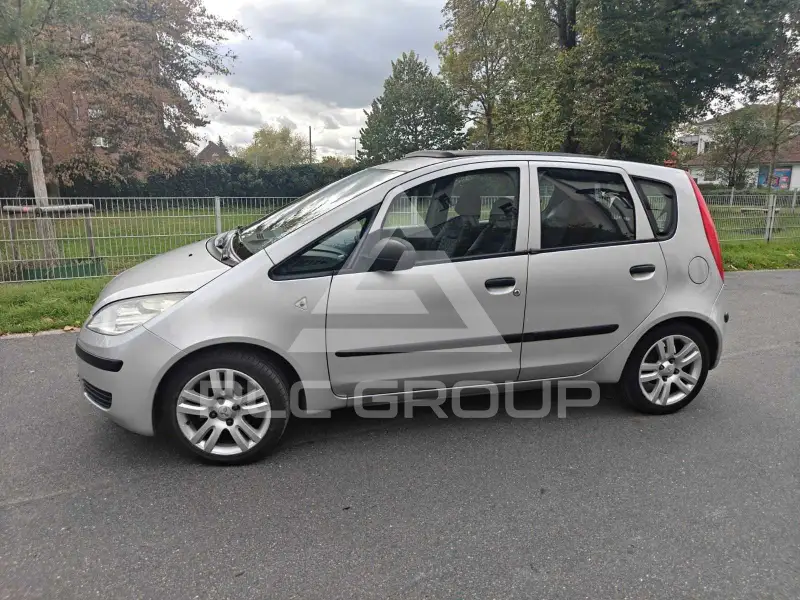 2005 Mitsubishi Colt