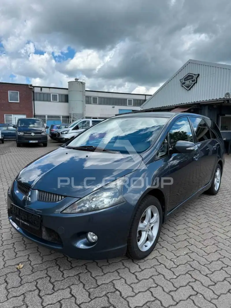 2005 Mitsubishi Grandis