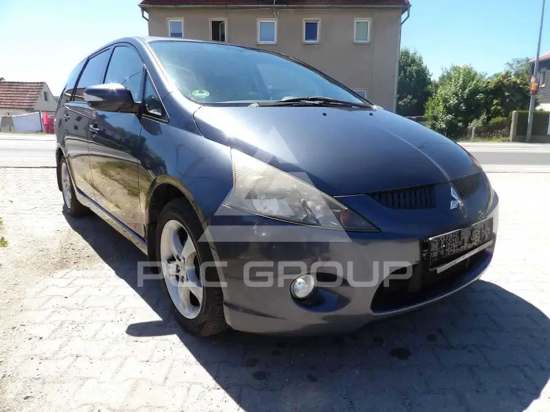 2005 Mitsubishi Grandis