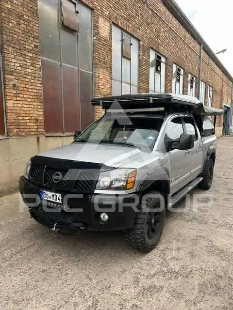 2005 Nissan TITAN