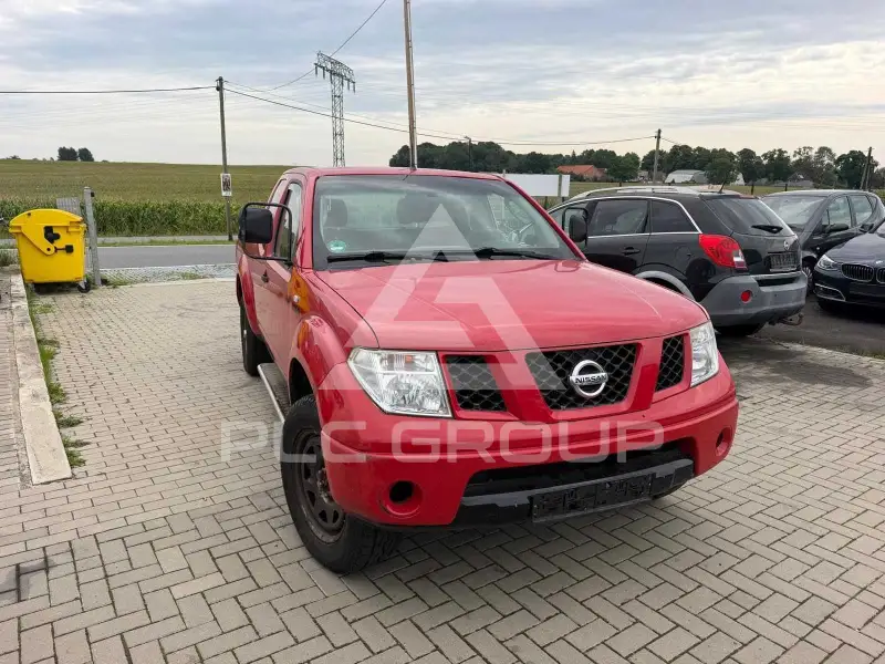 2005 Nissan Navara