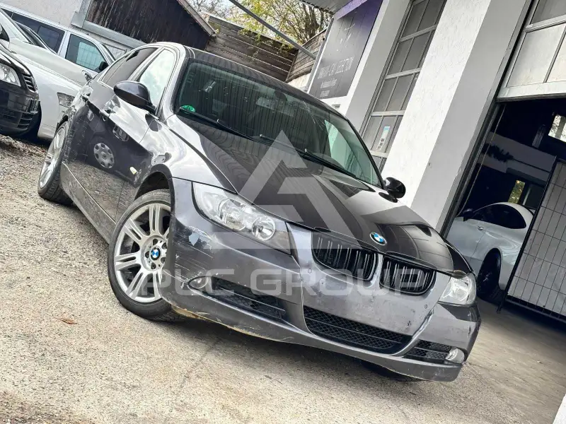 2005 BMW 325