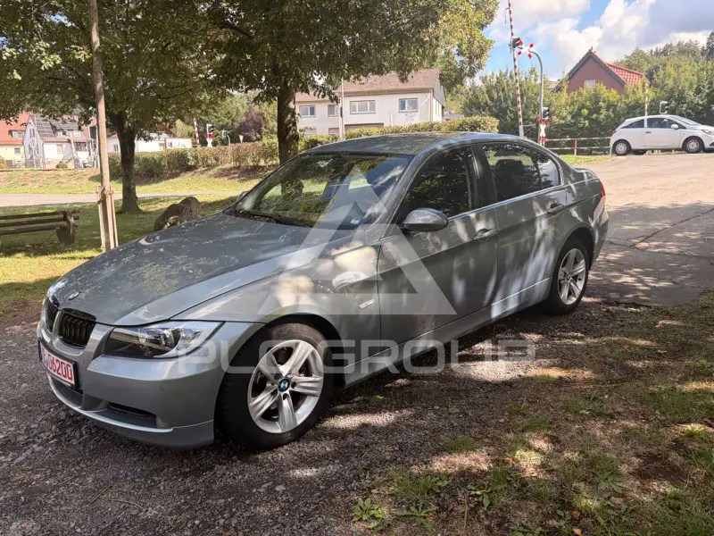 2005 BMW 325