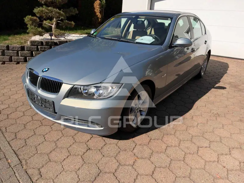 2005 BMW 325