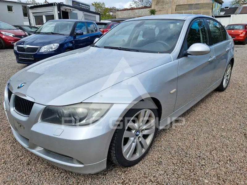 2005 BMW 325