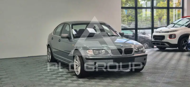 2005 BMW 325