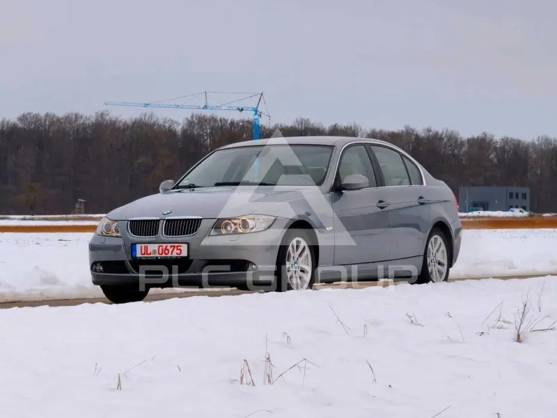 2005 BMW 325
