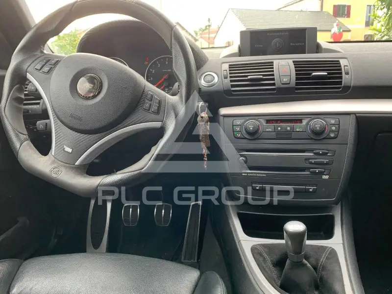 2005 BMW 130