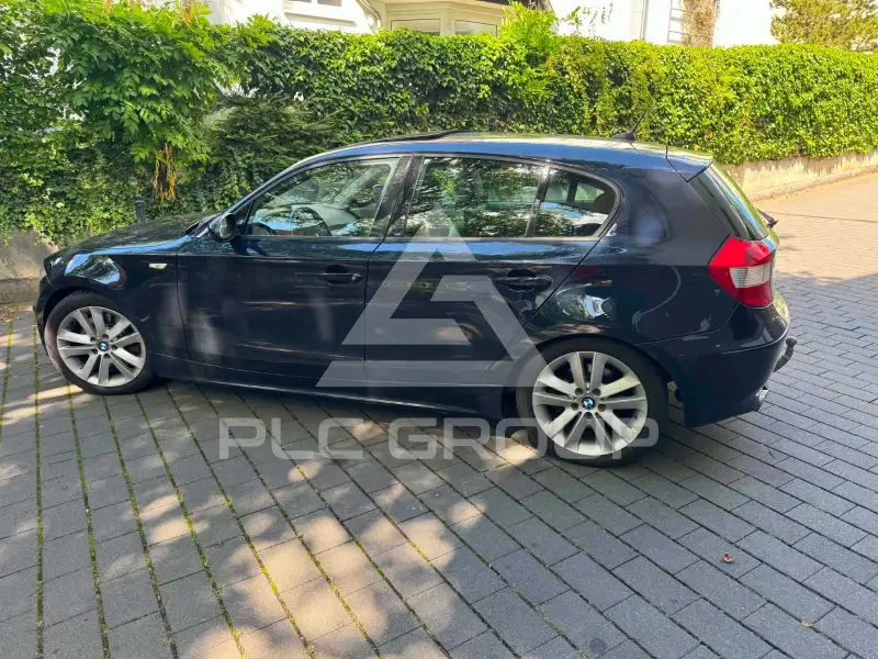 2005 BMW 130
